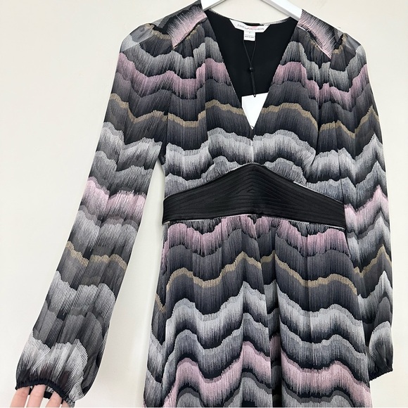 Diane Von Furstenburg DVF Lizbeth Silk Dress in Encore Wild Rose/Black - Picture 5 of 14